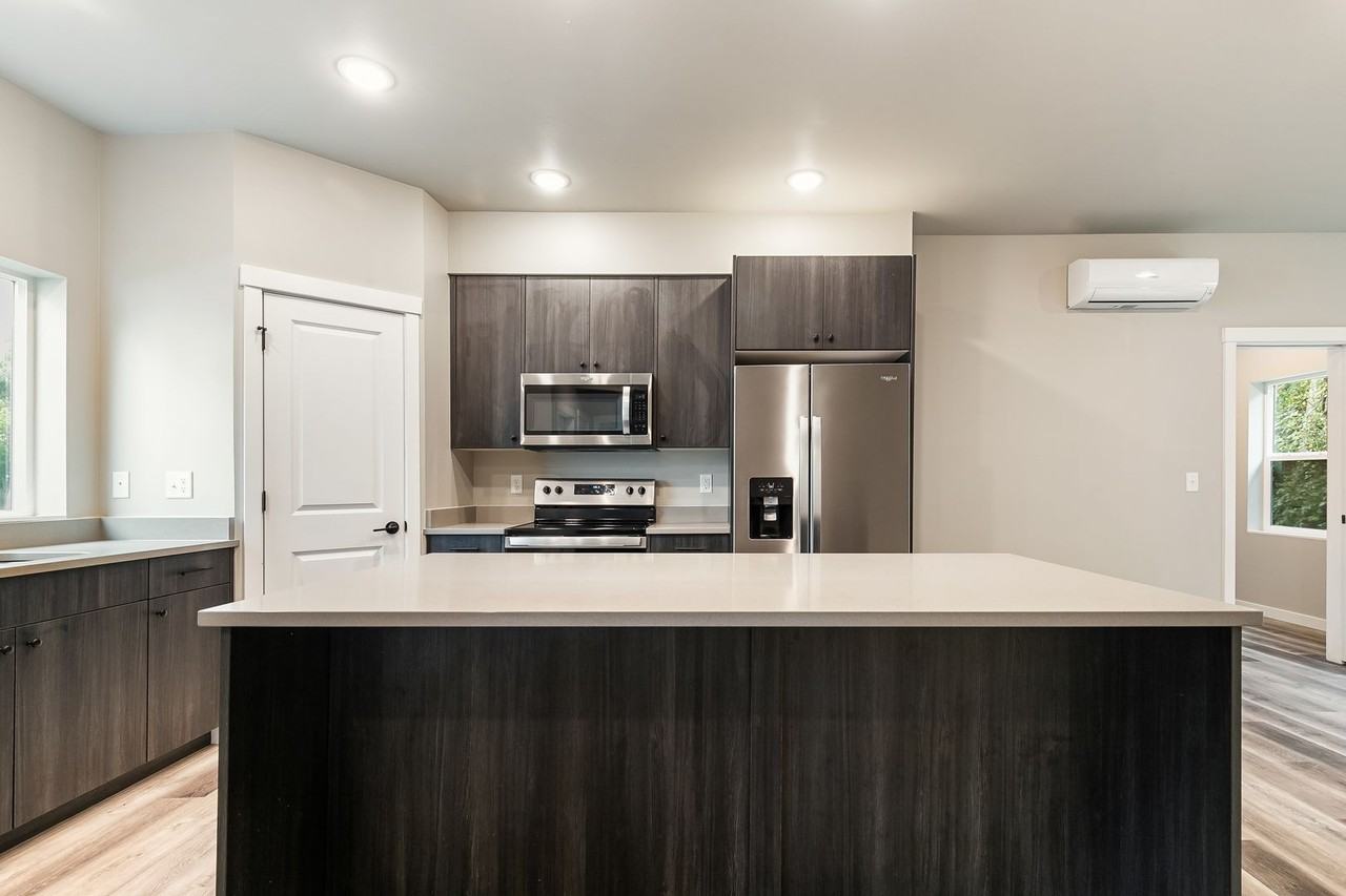 Townhomes in Blaine - Photo 5 of 15