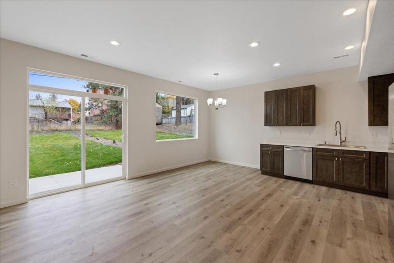 4237 E Pratt Ave - Photo 6 of 11