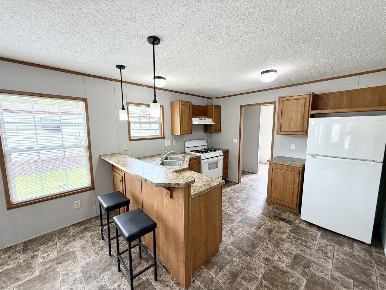 15588 Pine Ridge Dr #92 - Photo 6 of 22