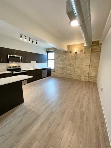 101 Paulin St - Photo 3 of 19