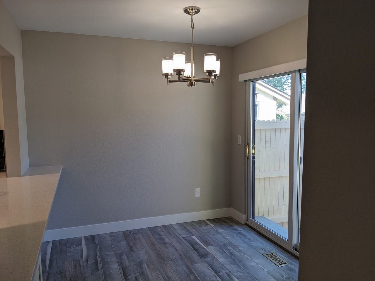 7846 W 90th - Photo 5 of 46