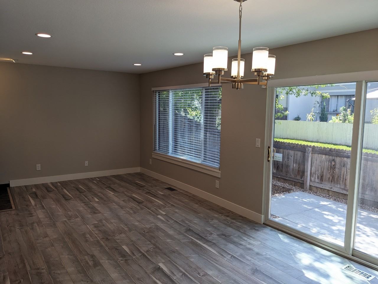 7846 W 90th - Photo 7 of 46