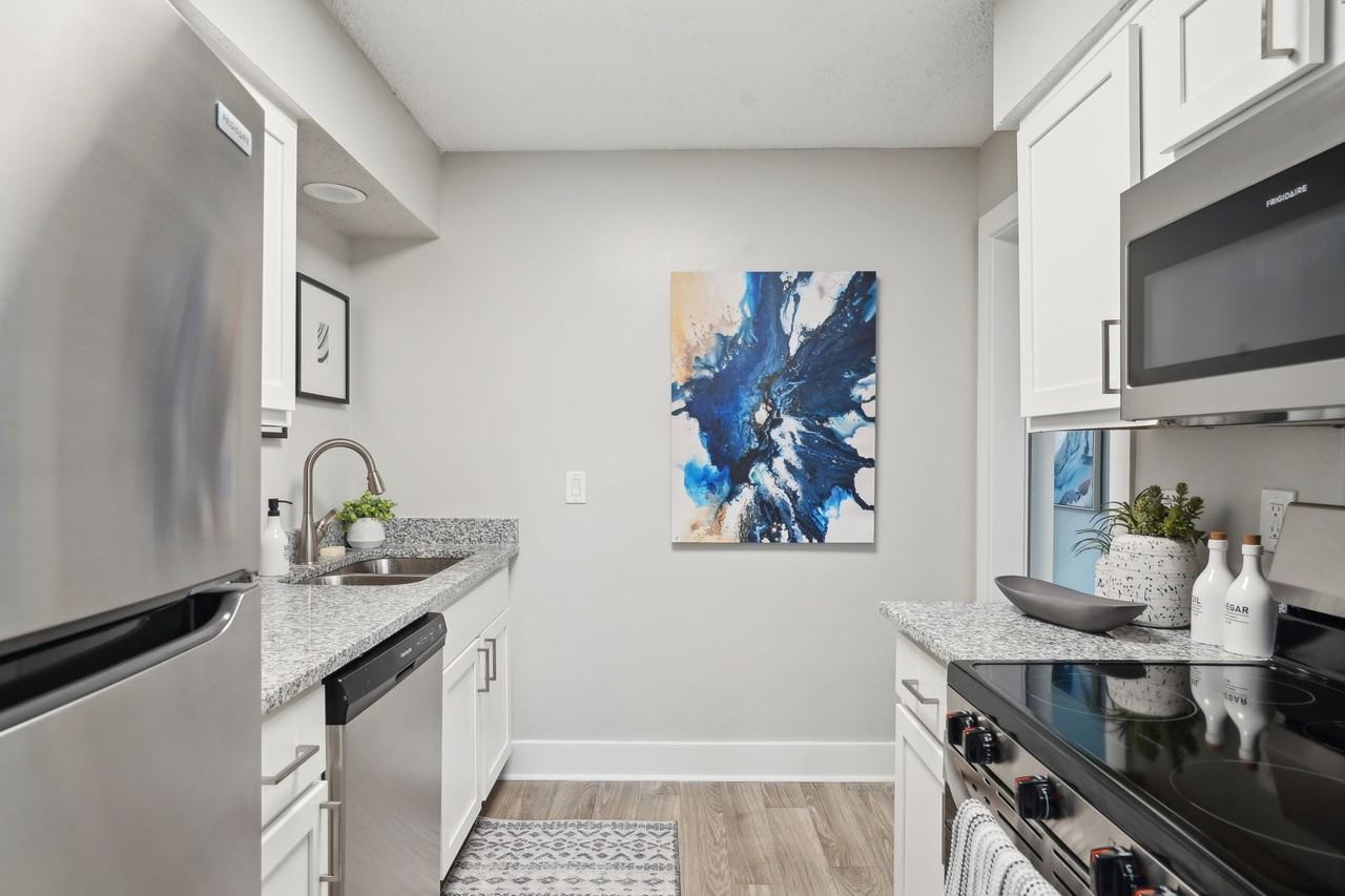 Vetra Drakes Creek - Photo 6 of 40