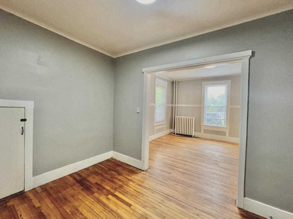 153 Horton St Apt 1r - Photo 7 of 9