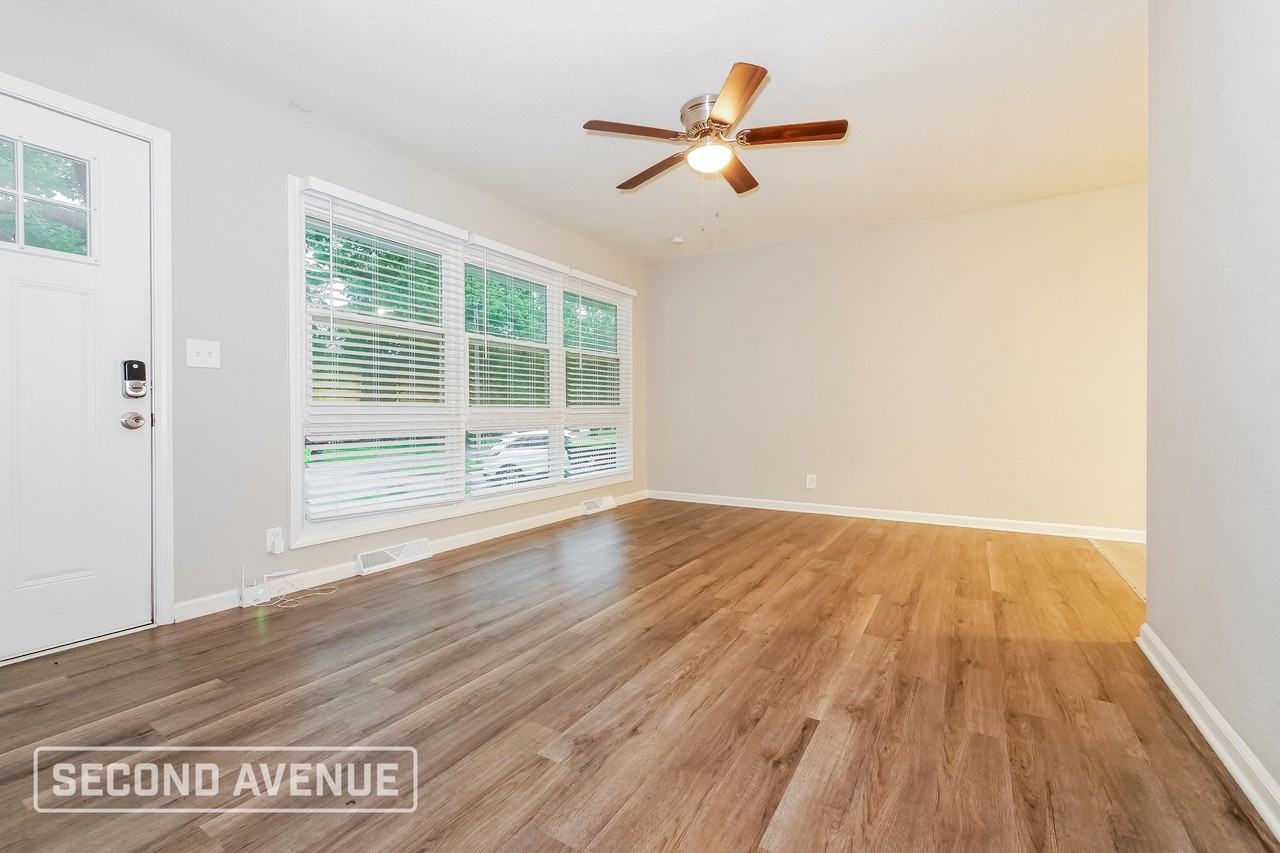 401 Lacy Ln - Photo 4 of 27