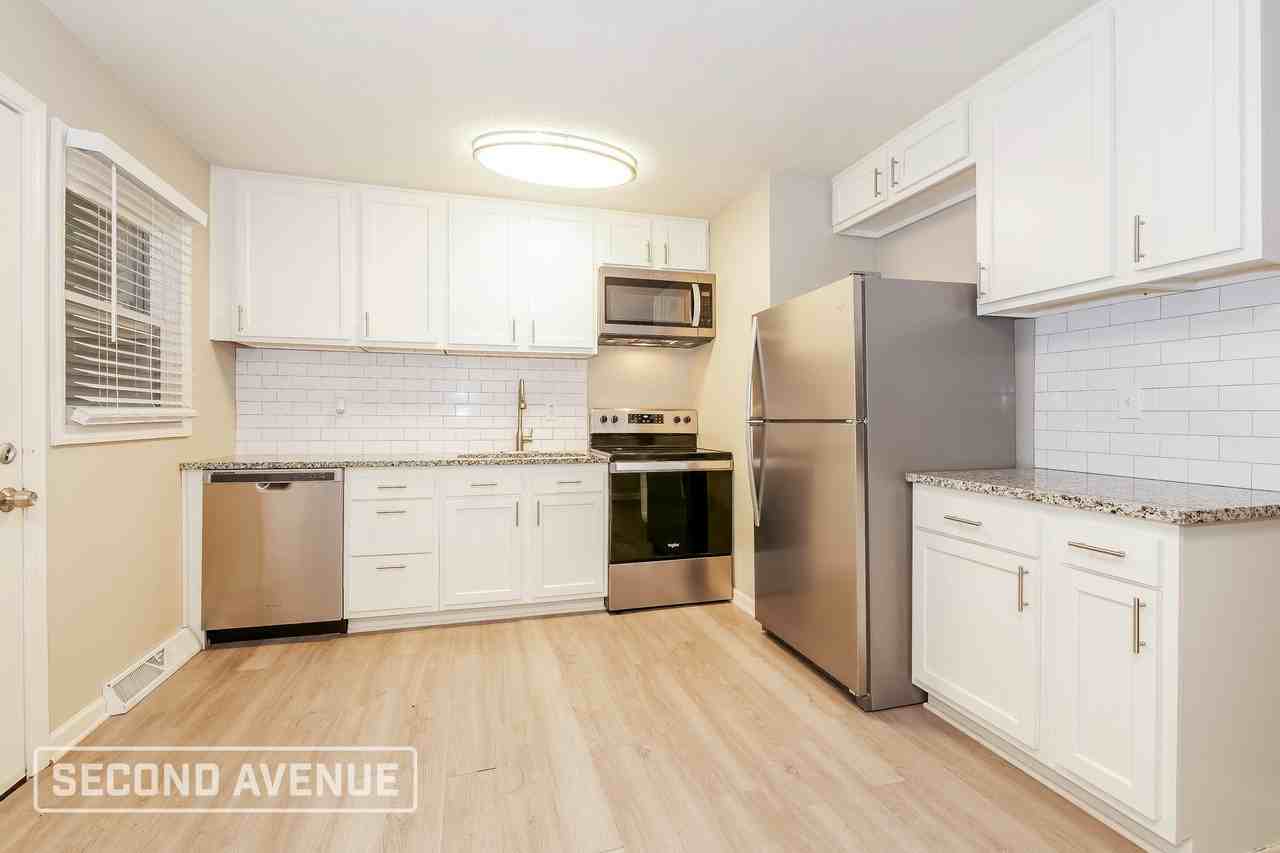 401 Lacy Ln - Photo 7 of 27