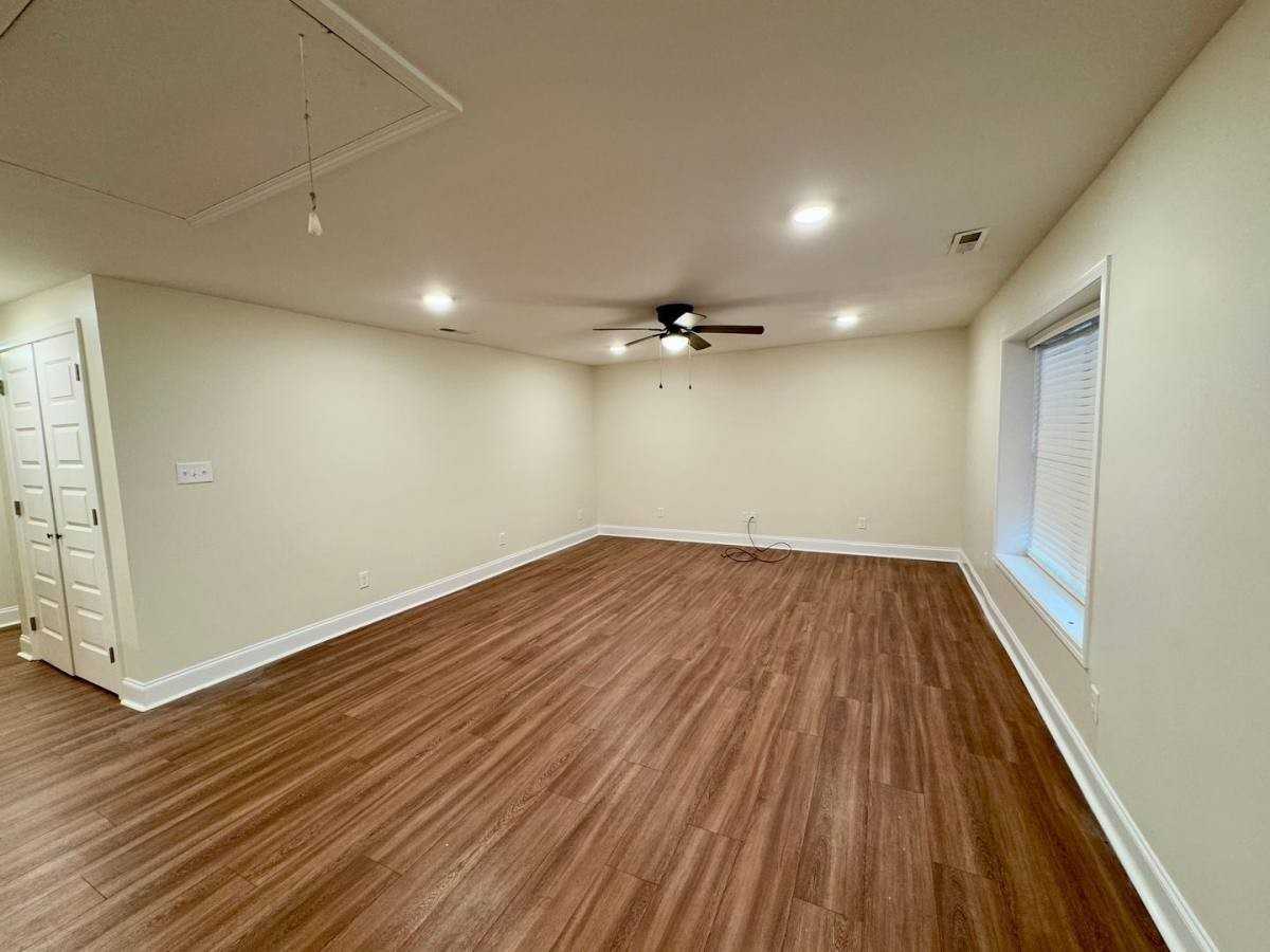 104 Old Memphis Rd #1 - Photo 3 of 10