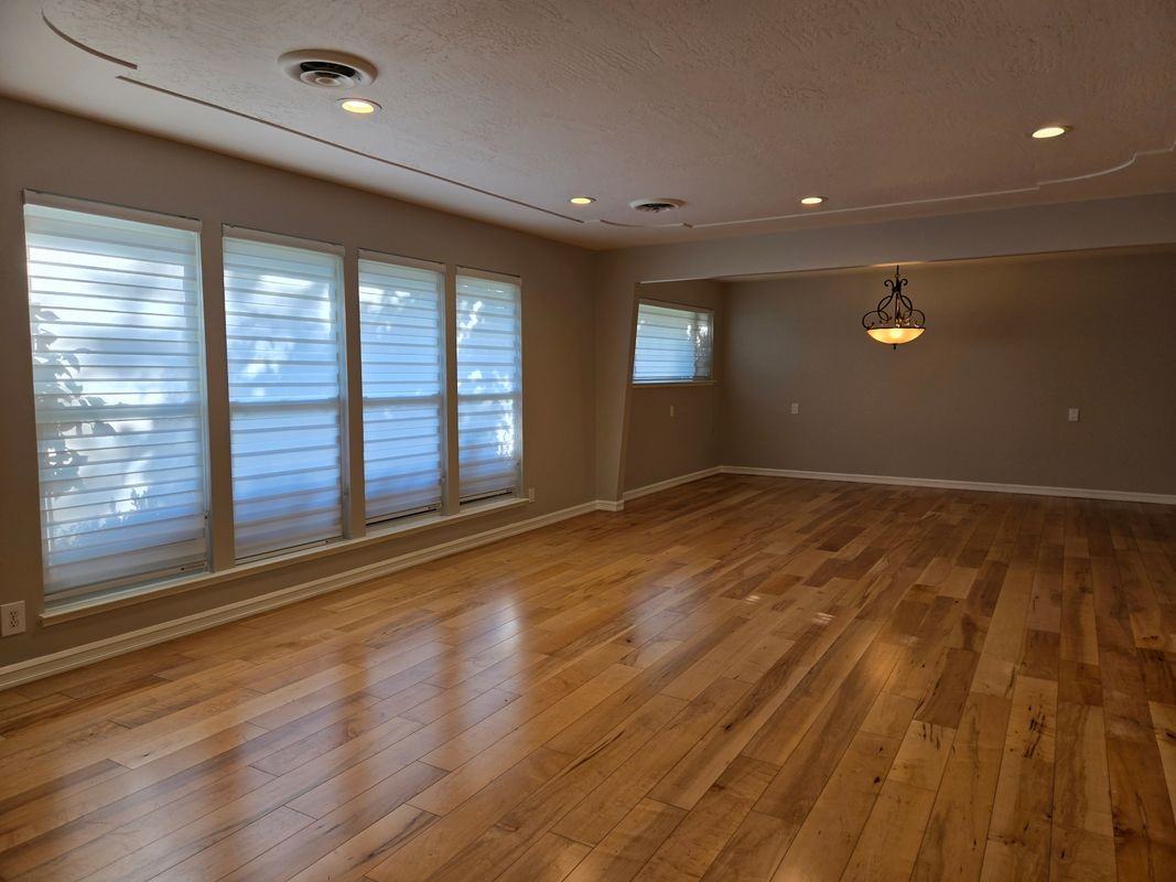 6390 Bose Ln - Photo 3 of 15