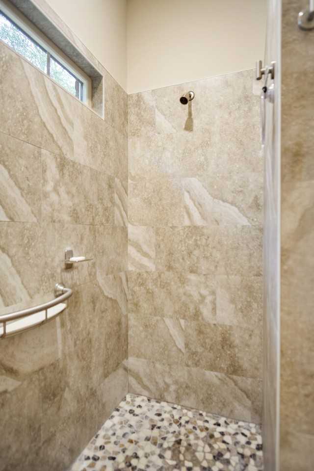 20 Grove Cir - Photo 2 of 18