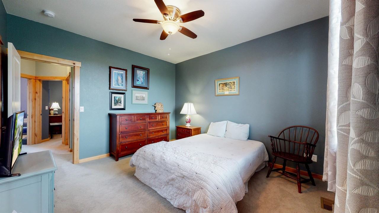 2393 W 46th St - Photo 3 of 36