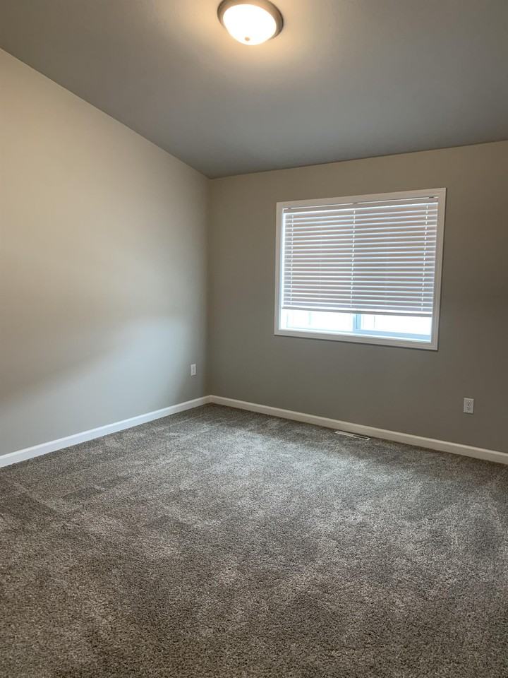 3637 56th St S #1 - Photo 3 of 9