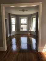 featured image of 127 6th Ave #2