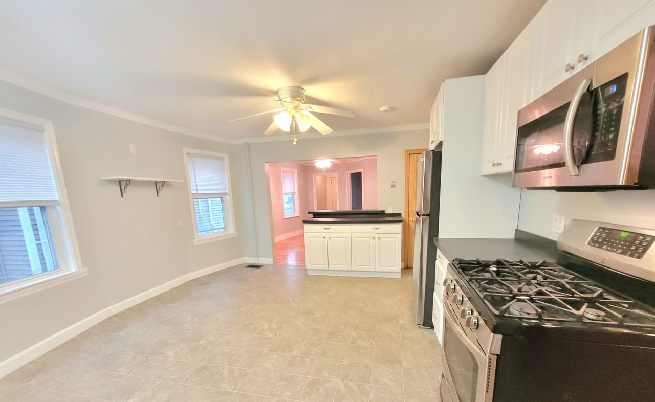 22 Gladstone Streetgladstone Street #1 - Photo 2 of 10