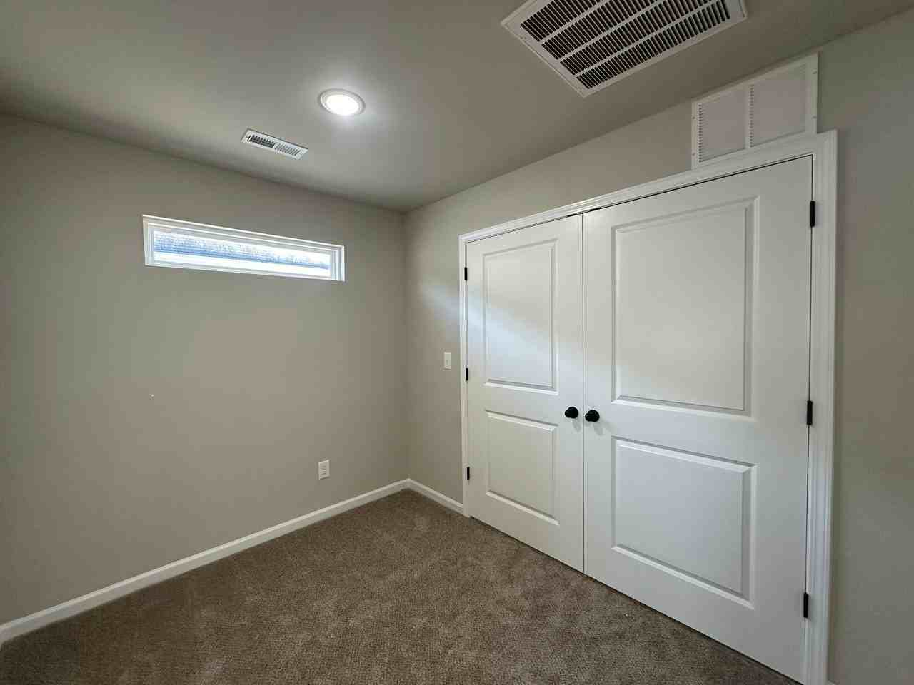 9050 Stoney Waters Ct - Photo 5 of 40