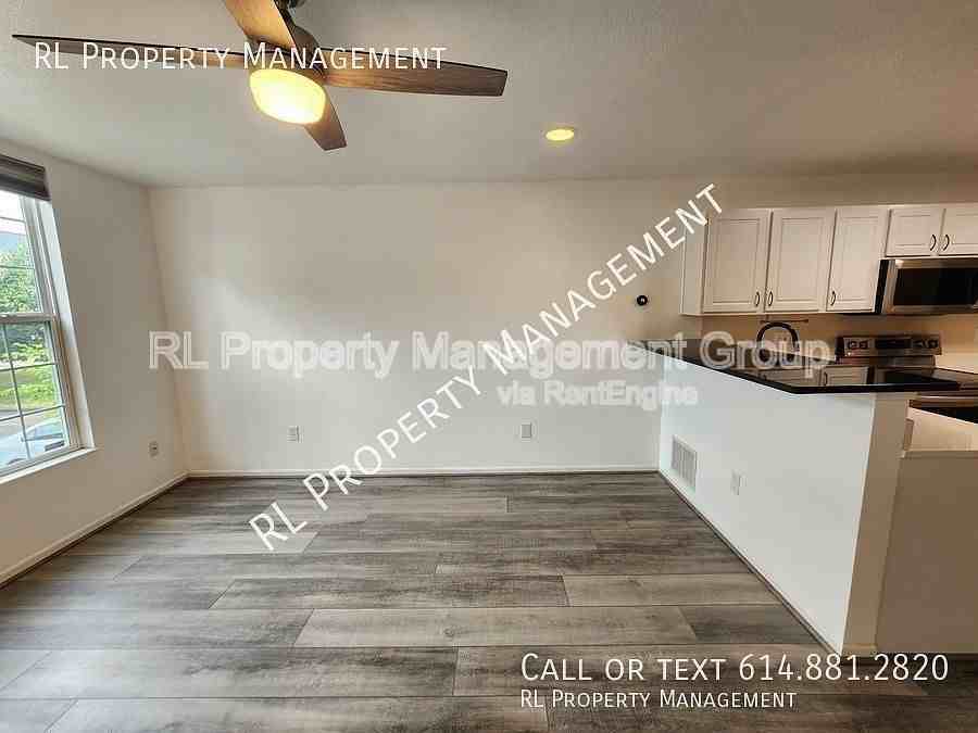 216 Oxford Oak Dr - Photo 3 of 24