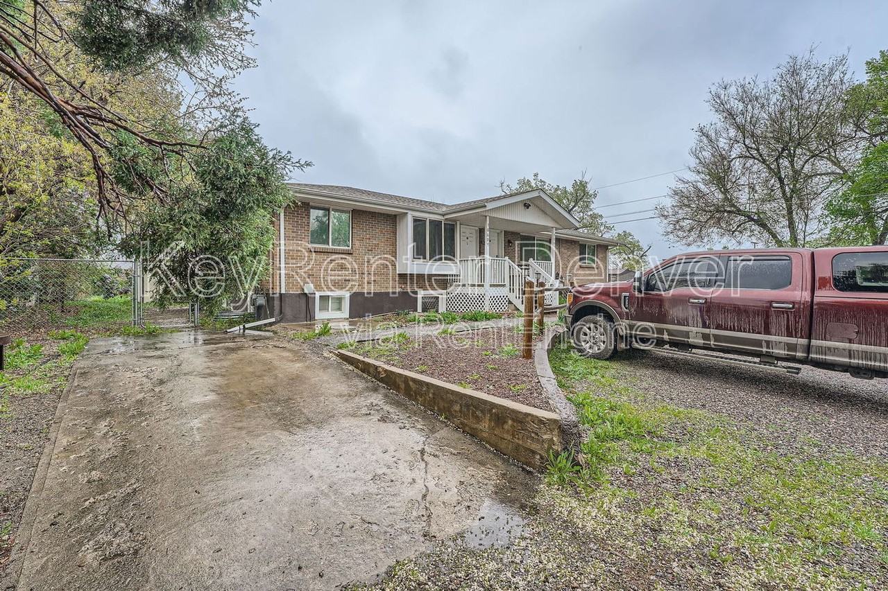 10609 W 48th Ave #D - Photo 5 of 14