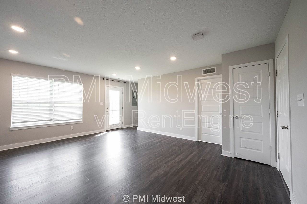 7278 Zanesville Rd - Photo 6 of 50