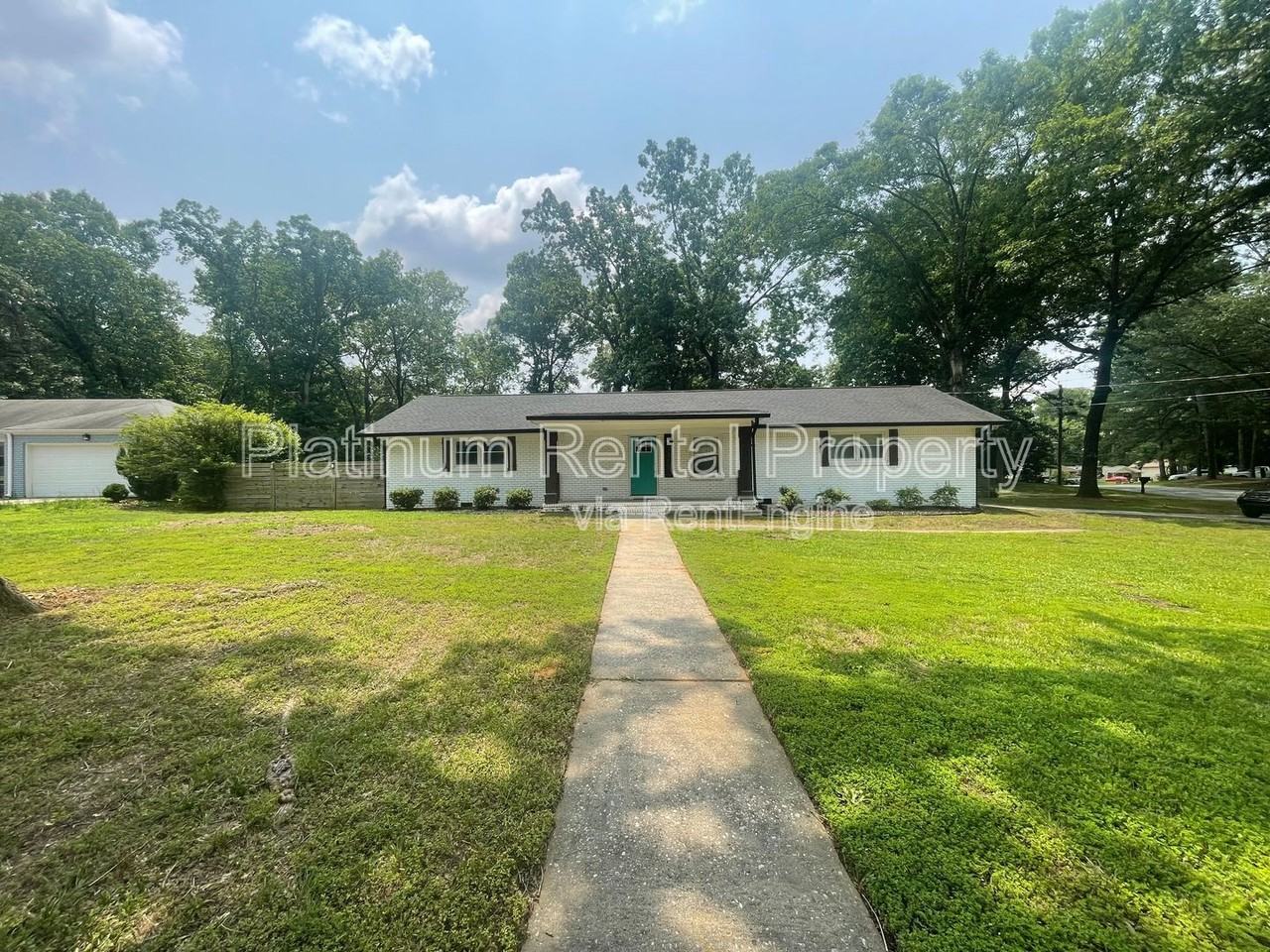 2216 Shancey Ln - Photo 2 of 50