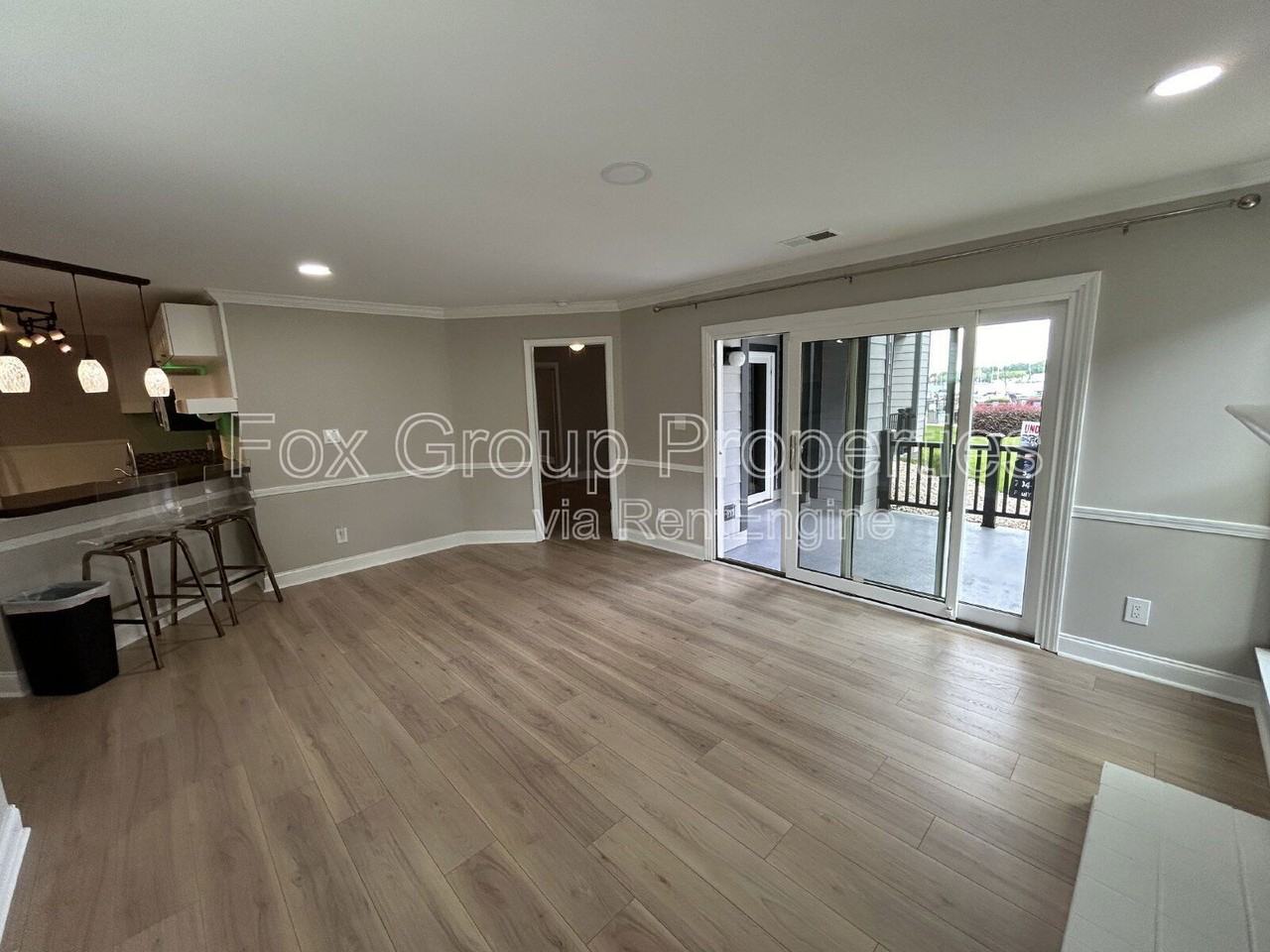 18837 Vineyard Point Ln - Photo 5 of 31