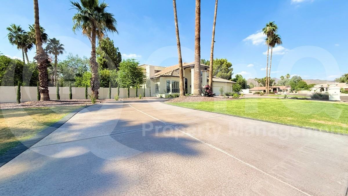 10188 East Cortez Drive - Photo 5 of 47