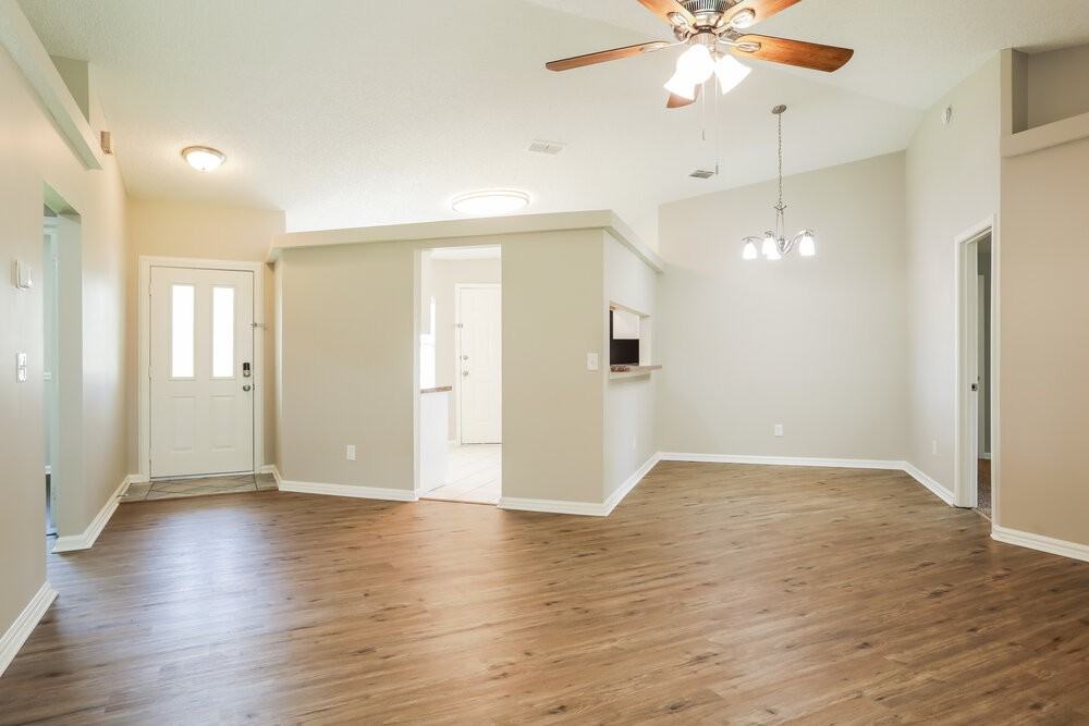 2520 Ambrosia Dr - Photo 5 of 16