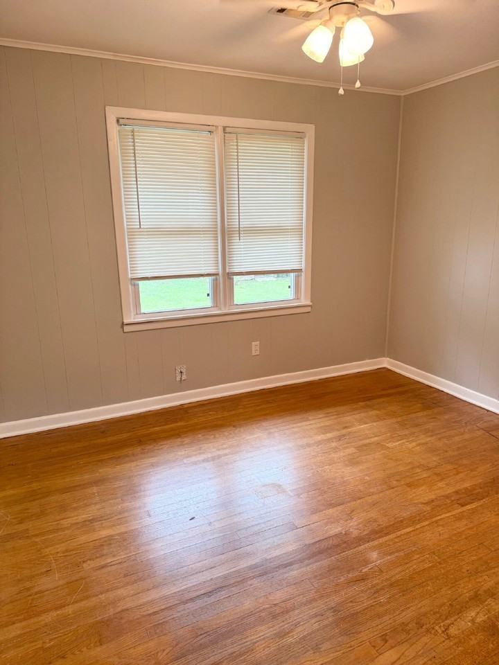 220 E Key Blvd - Photo 2 of 16