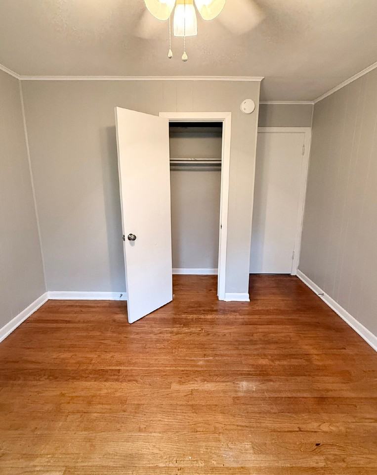 220 E Key Blvd - Photo 3 of 16