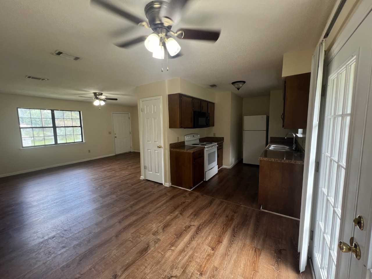 240 Honey Lane Cir - Photo 5 of 13