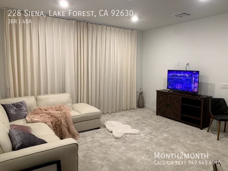 228 Siena - Photo 4 of 27