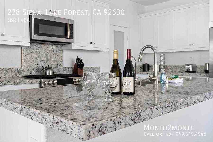 228 Siena - Photo 5 of 27