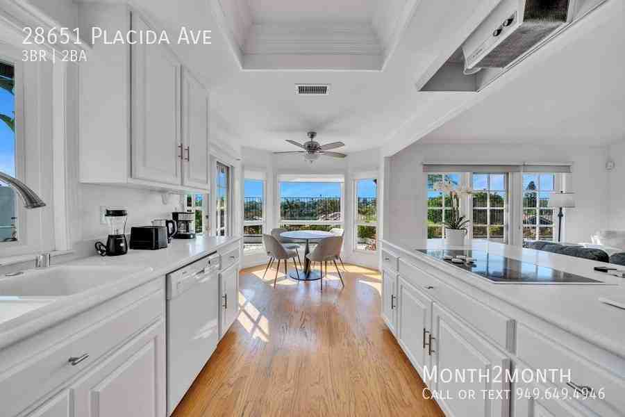 28651 Placida Ave - Photo 6 of 28