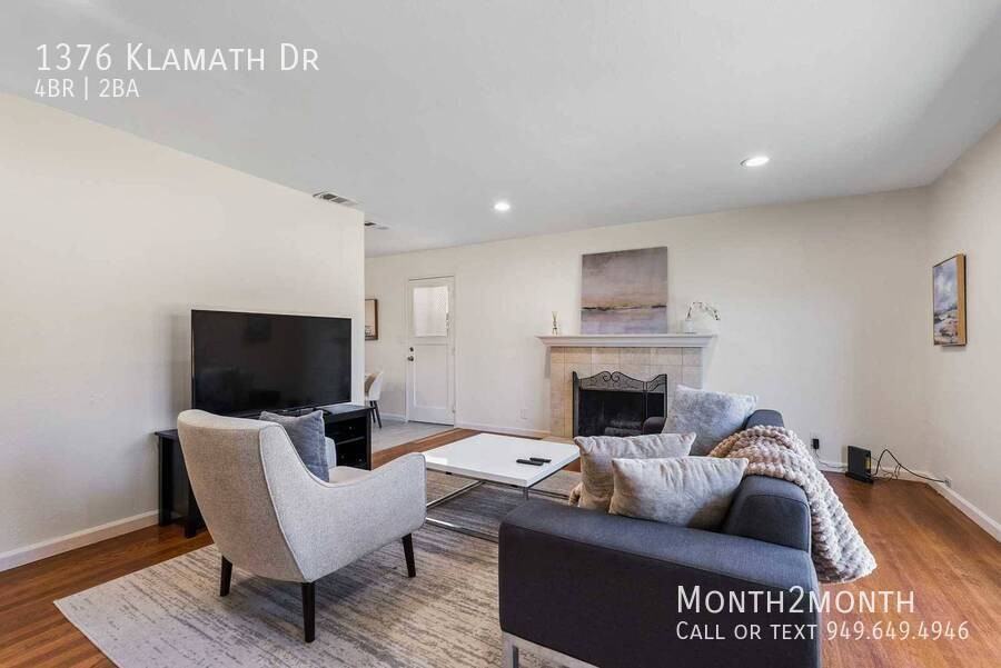 1376 Klamath Dr - Photo 2 of 47