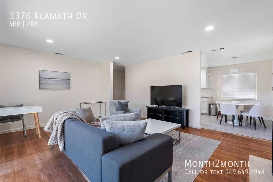 1376 Klamath Dr - Photo 5 of 47