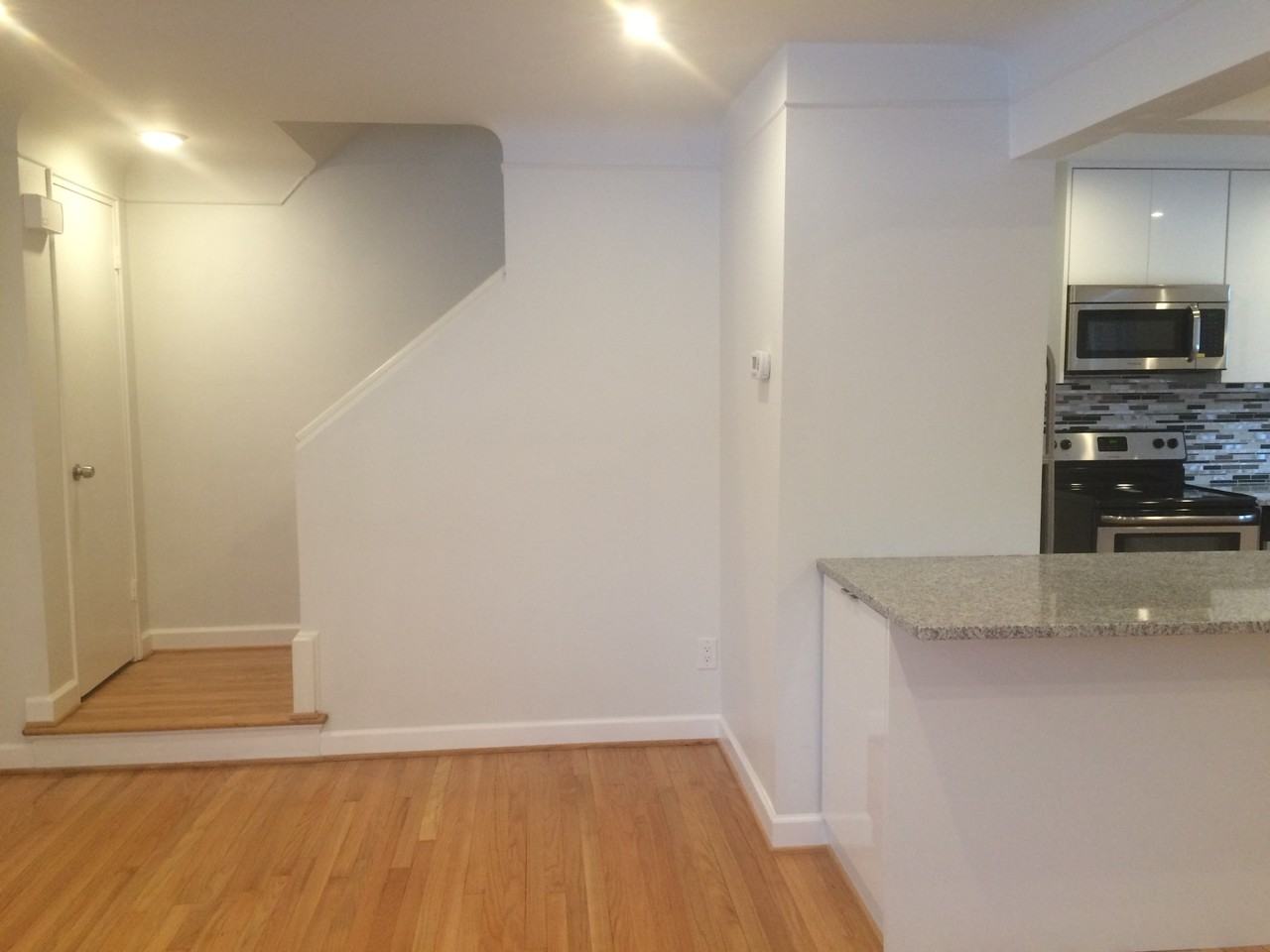 911 N Adams Rd #911 - Photo 2 of 6