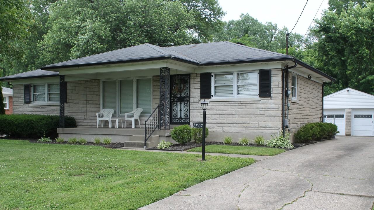 6507 Sky Blue Ave #NA - Photo 2 of 16