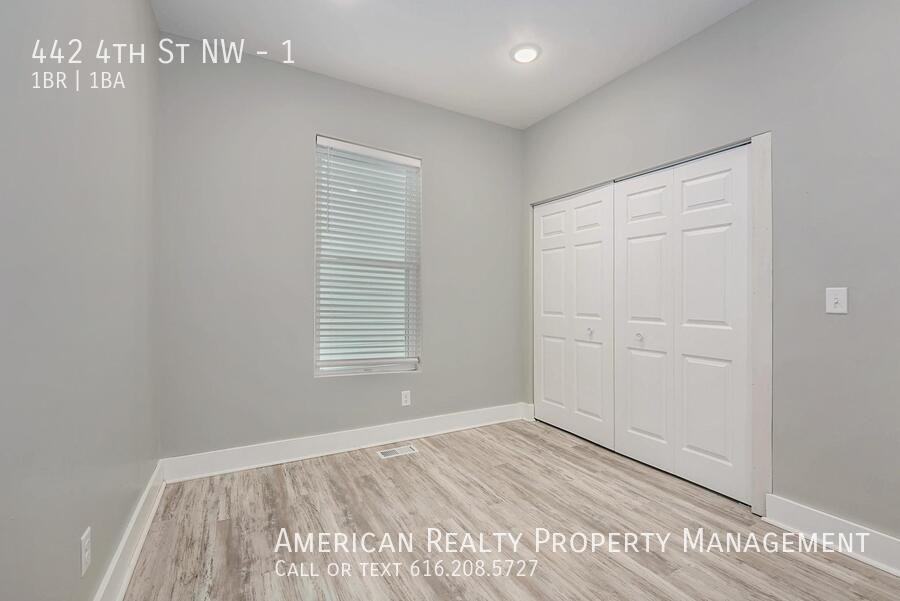 442 4th St Nw #1 - Photo 7 of 12