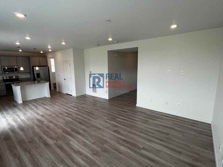 6549 Westcliffe Dr - Photo 5 of 23