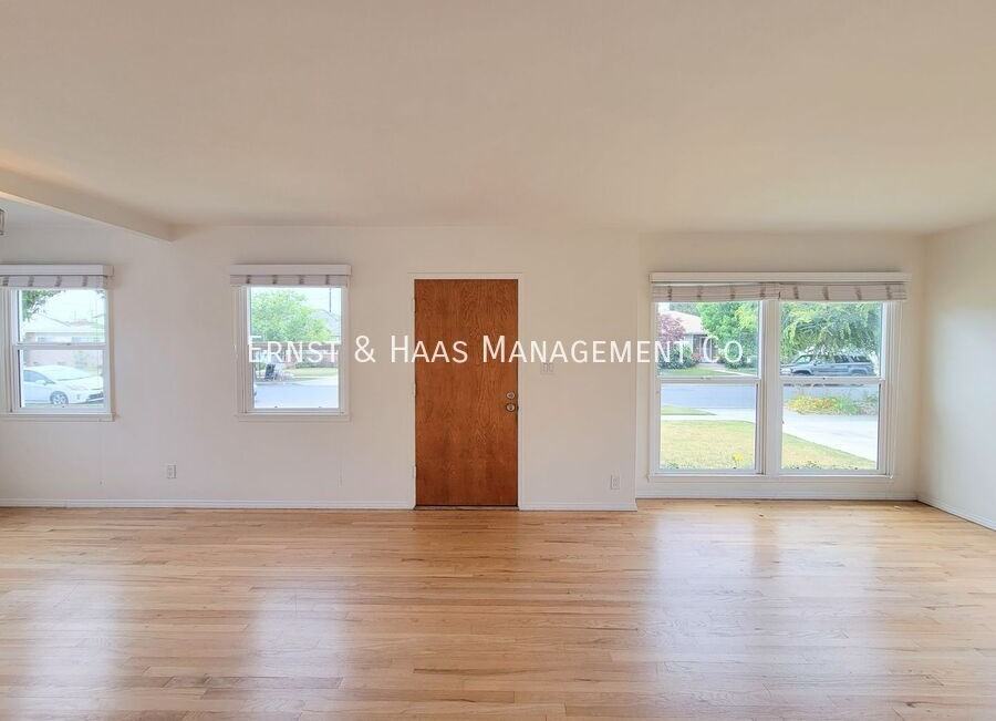 3102 Ocana Ave - Photo 5 of 23