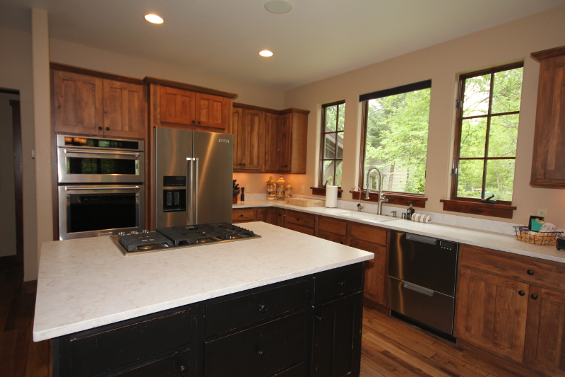 1141 Meadowlark Lane - Photo 5 of 24