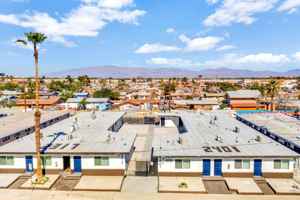 featured image of 2401 Sunrise Ave