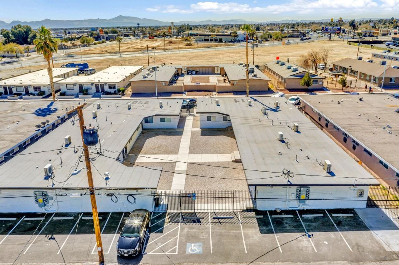 Sunrise-2401 - Photo 2 of 15