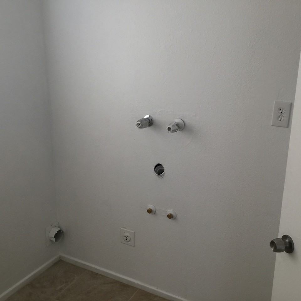 1205 E. 9th street - Photo 7 of 14