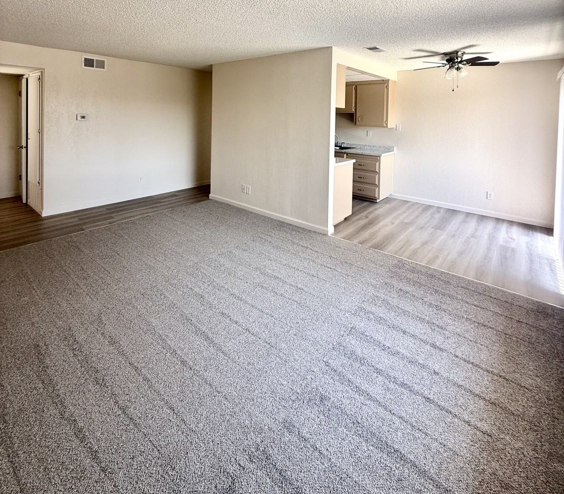 The Timbers Apartments - Photo 3 of 9