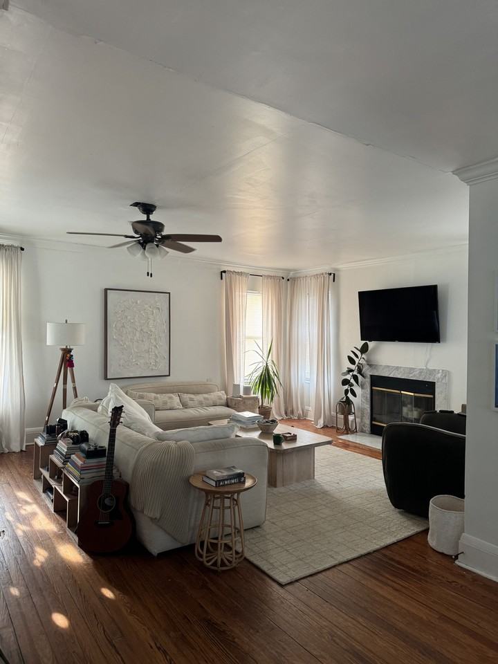 216 Margaret Street - Photo 2 of 11