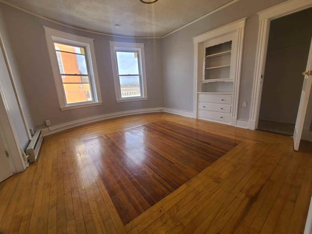 218 West Street - Photo 3 of 6