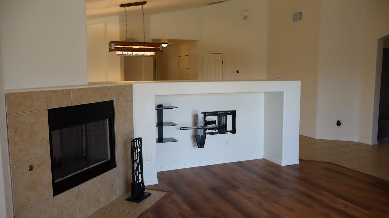 2389 Ironmaster St - Photo 6 of 36