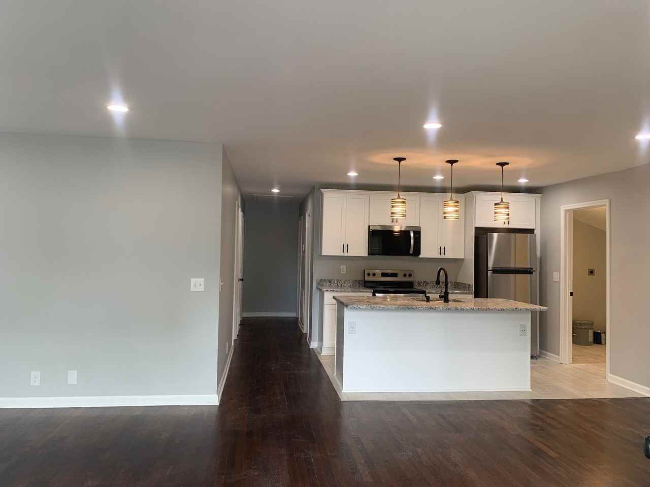 2403 A Buchanan Street - Photo 2 of 18