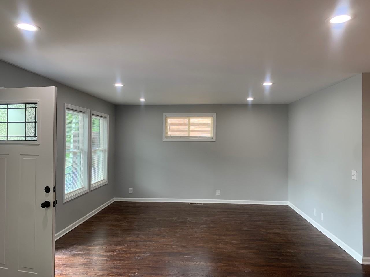 2403 A Buchanan Street - Photo 3 of 18