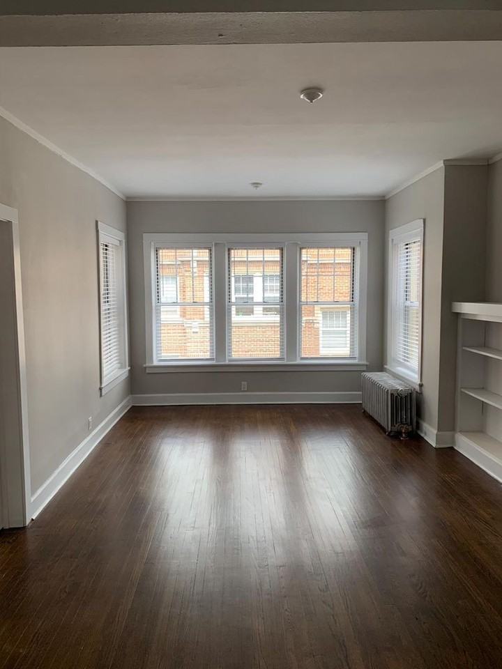 5648 N Ridge Ave #2W - Photo 5 of 9