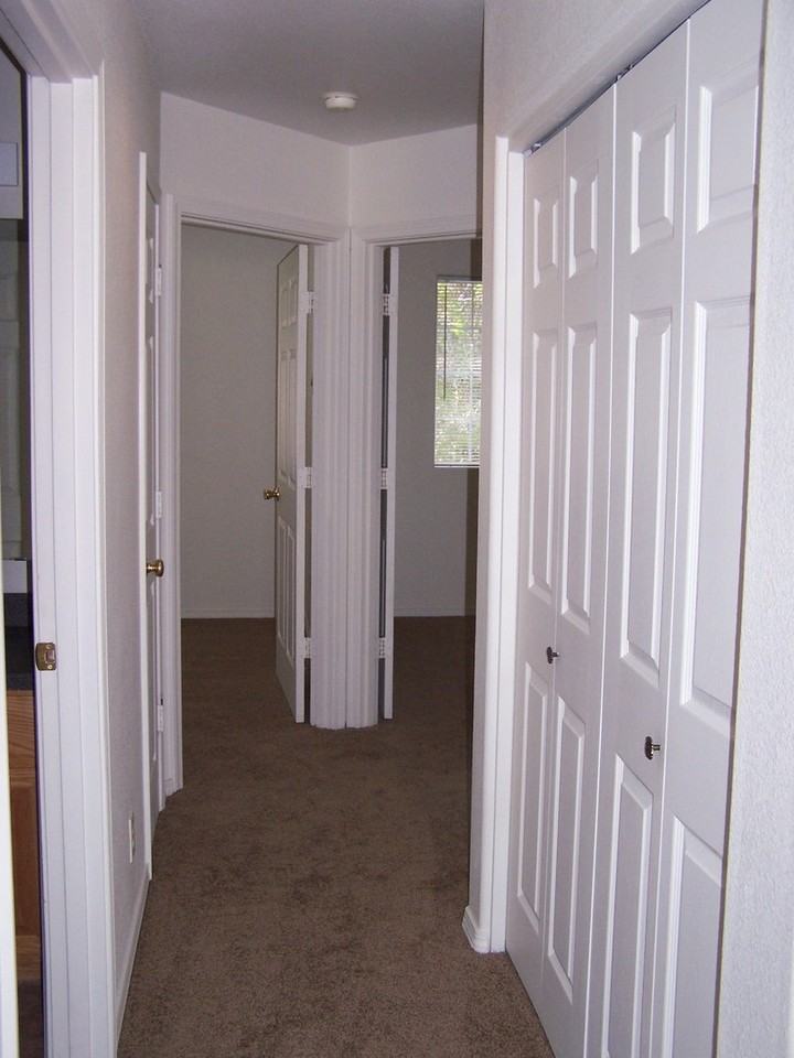 2121 Sw Umatilla Ave #04 - Photo 6 of 10